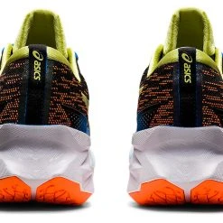 Men's ASICS Novablast 2 - 1011B192.003 -Nike Shop 1011B192 003 SB BK GLB