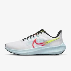 Women's Nike Air Zoom Pegasus 39DX3350-100 -Nike Shop 36c4141f b878 4ad1 a16a dad26f5c6b19 1