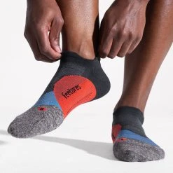 Feetures Elite Light Cushion Socks FEET-E50501 -Nike Shop E50501 3 900x 261c1e7f 00ba 4cf7 980c ab299ea53c0d