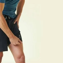 On Running Men's On Hybrid Shorts 105.4600 -Nike Shop HybridShorts Mens Black Benefits 2 2880x1680 7a73889e 6fa3 4a2a b3af 1e3cee3bc974