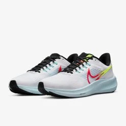 Women's Nike Air Zoom Pegasus 39DX3350-100 -Nike Shop e9f30bec 889e 4150 ab8c fa88685561e6 1